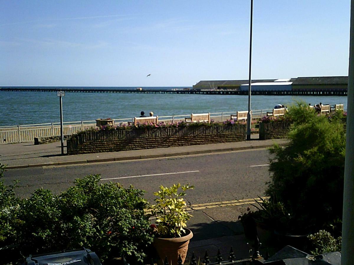 Regency House Bed and Breakfast Walton-on-the-Naze Eksteriør billede